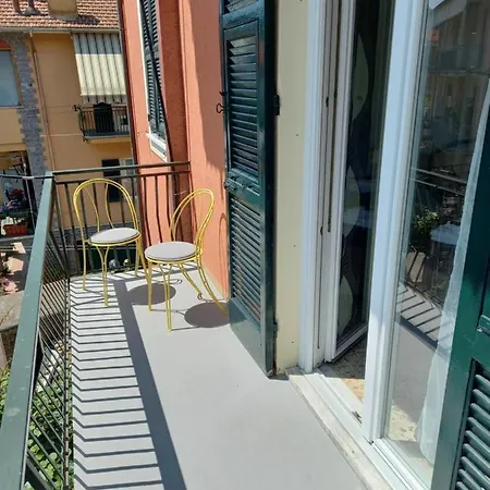 Dana's House